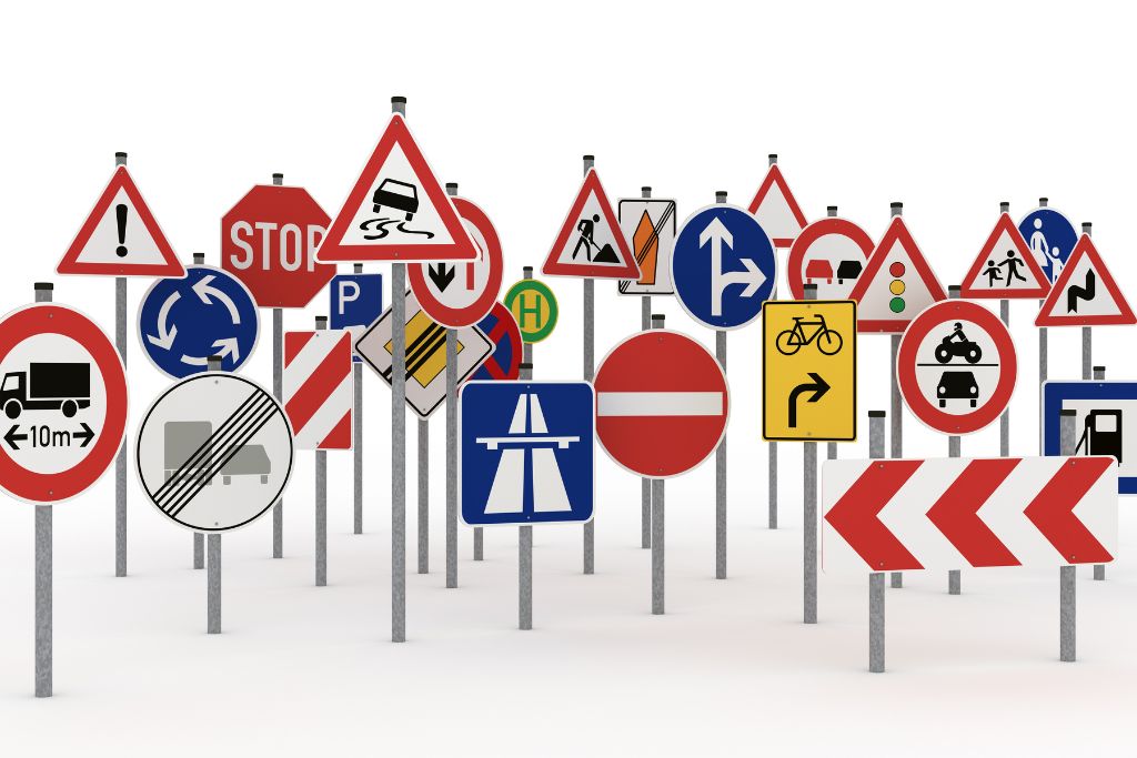 Tipos de señales de tránsito en Chile para el examen Clase B
